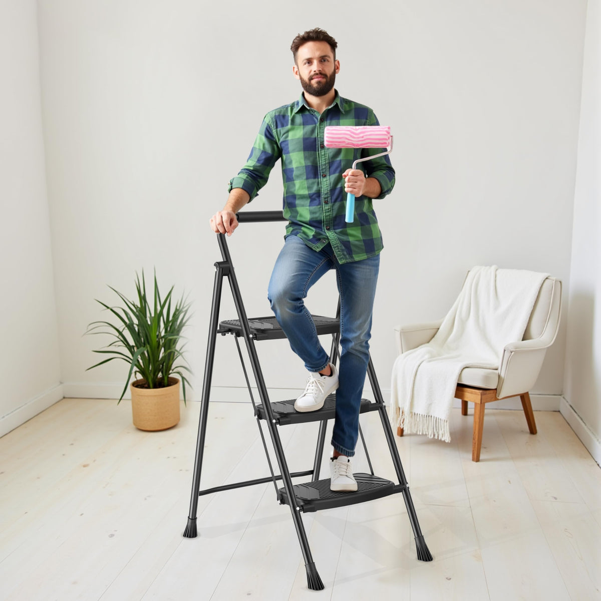 Folding Steel 3-Step Ladder with Handrail W76998