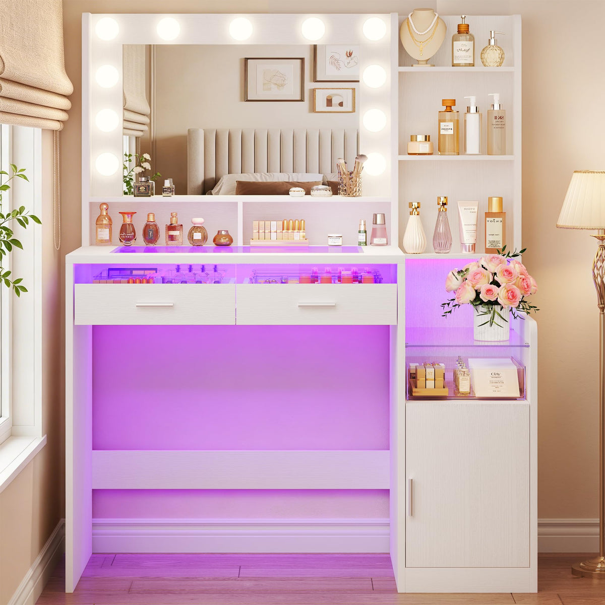 White Vanity Desk with Mirror and Lights G625
